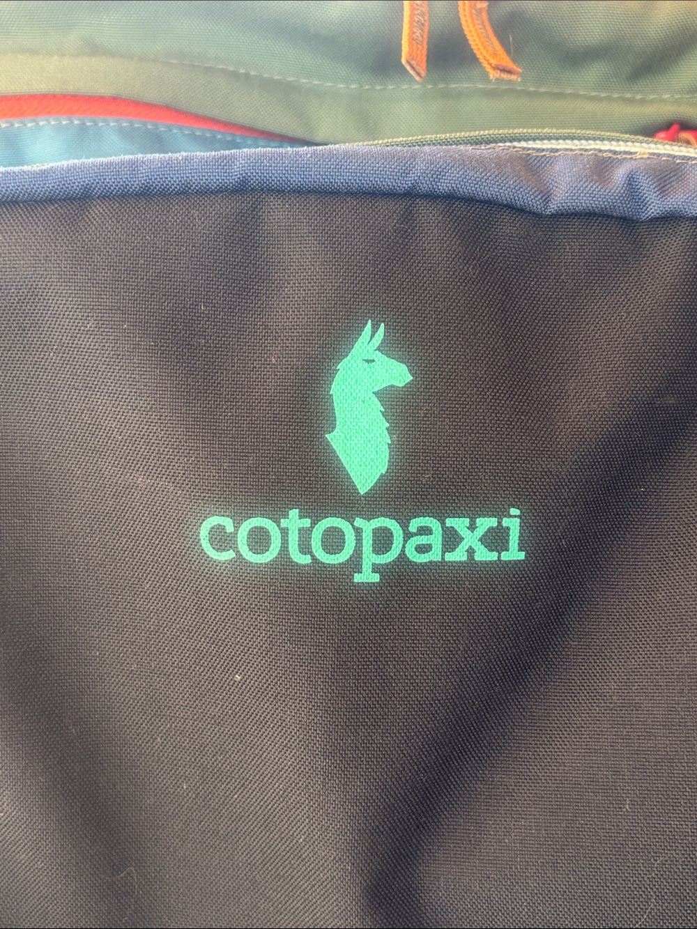 cotopaxi Multicolor Cusco 26 Backpack — Black Front, Blue Base, Red Accent - Picture 2 of 12